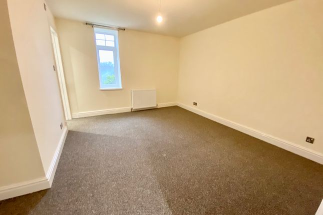 Flat 8, Upcott House, OKEHAMPTON photo 4