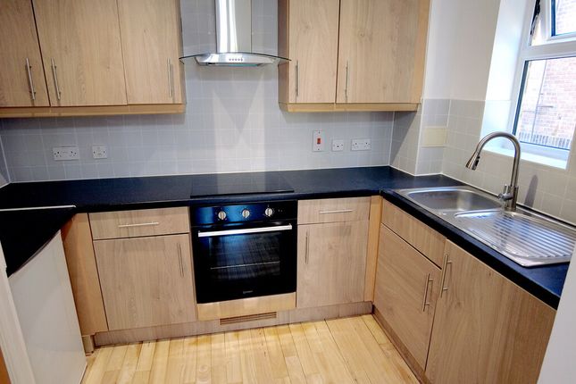 Flat 5 Clarendon Court, 256 Harrow View North Harrow, Harrow photo 2
