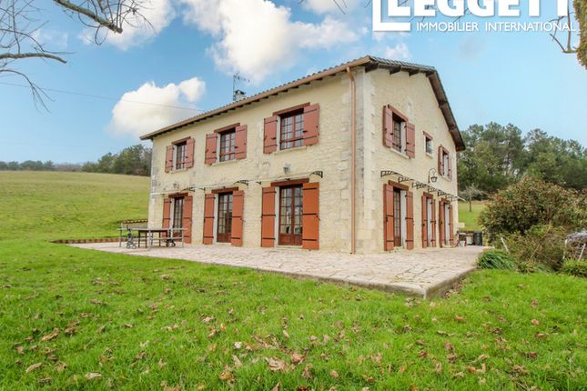Thumbnail Villa for sale in Grand-Brassac, Dordogne, Nouvelle-Aquitaine