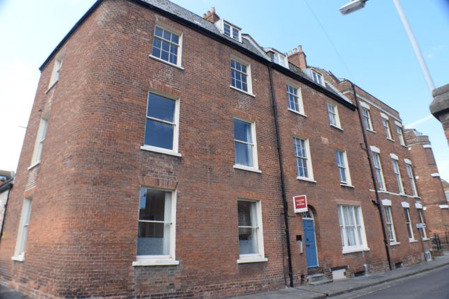 Flat to rent in Queen Street, Bridgwater