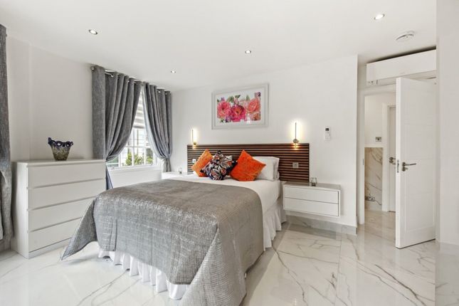 Great Cumberland Place, London photo 4
