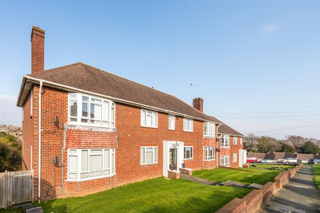 2-bed flat on 5 Hillcrest Court, Hillcrest, Brighton, £280,000