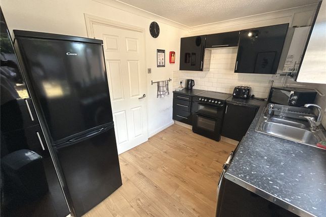 22, St. Margarets Court, Somerset photo 4