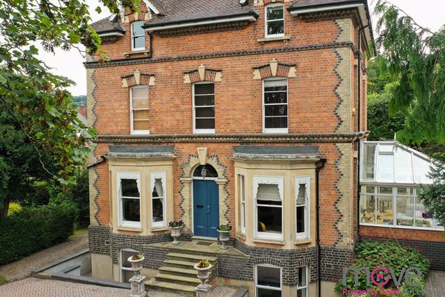 Thumbnail Flat to rent in Oakley Road, Battledown, Cheltenham