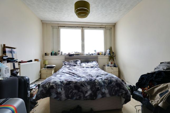 Flat 66, Elliston House, London photo 3