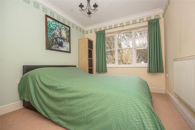 Flat for sale in Oaklands Court, Canonsfield Road, Welwyn, Hertfordshire