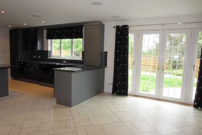 25, Woodlands Crescent, Aberdeen photo 5