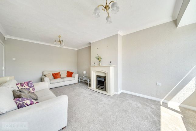 45, Whitecroft Lane, Blackburn photo 4