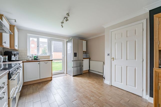 38 Rose Avenue, Norwich photo 4