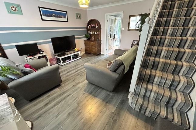 33, Campbell Close, Llandudno photo 3
