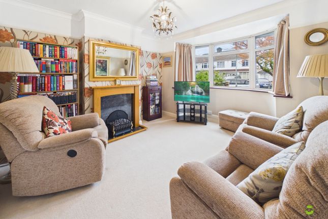 Hollingbourne Avenue, Bexleyheath photo 2