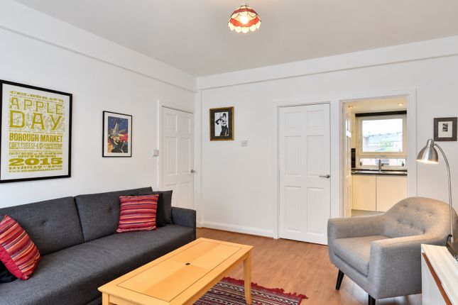 48, Neckinger Estate, London photo 5