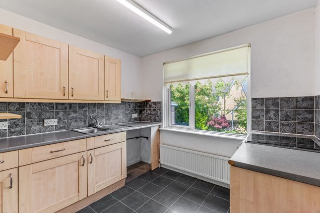 29, Halsteads Way, Keighley photo 4