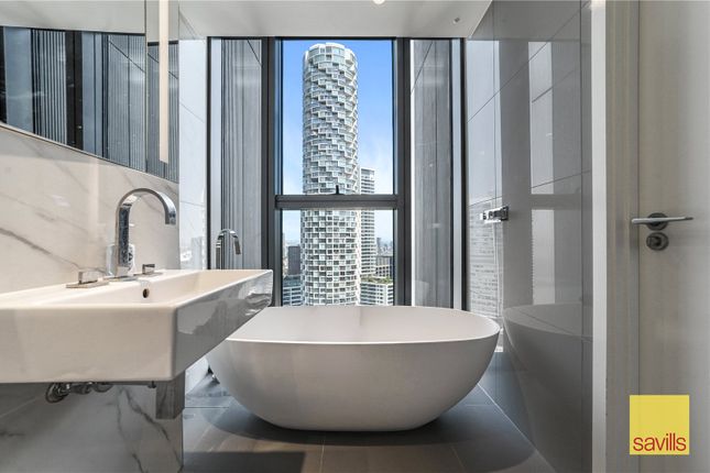 2610, Hampton Tower, Canary Wharf photo 4