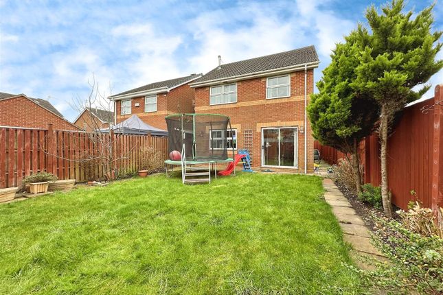 Detached house for sale in Lorenzos Way, Hull