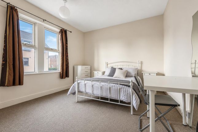 2, Quarry Place, Leeds photo 5
