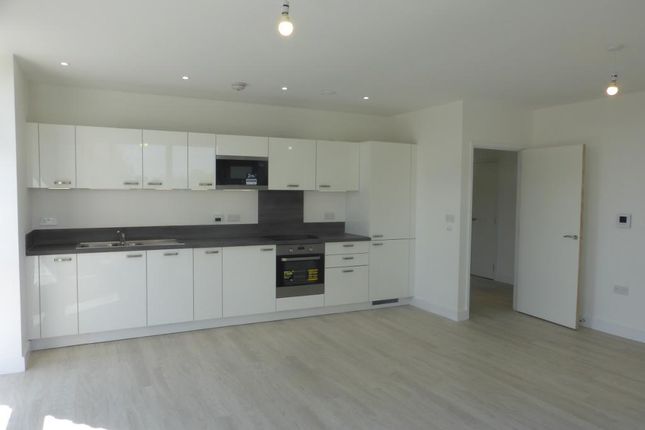 Thumbnail Flat to rent in Adenmore Road, Catford, London