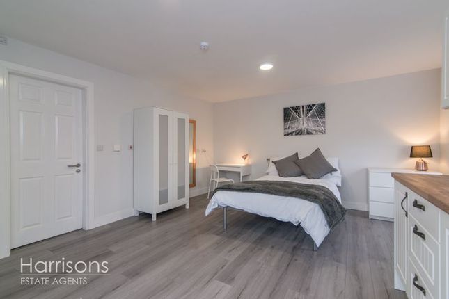 ROOM 6 508, Wigan Road, Bolton photo 3