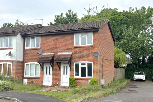 Thumbnail End terrace house for sale in Walker Gardens, Hedge End, Southampton