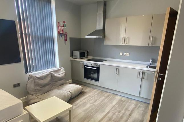 Studio to rent in De Montfort Street, Leicester