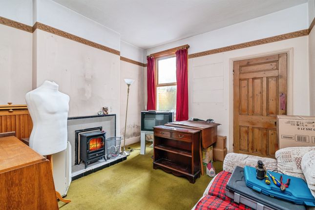 4, Fleeman Grove, Nottingham photo 3