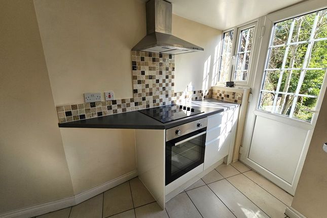 5, Swan Street, Birmingham photo 4