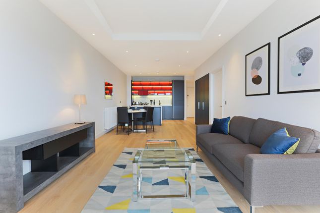 Flat for sale in Albion House, London City Island, London