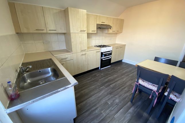 Thumbnail Flat to rent in Whitchurch Road, Cardiff