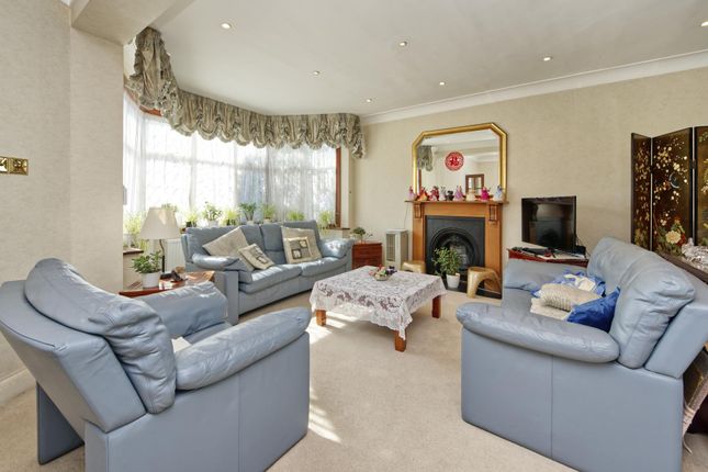 1, Vaughan Avenue, London photo 3