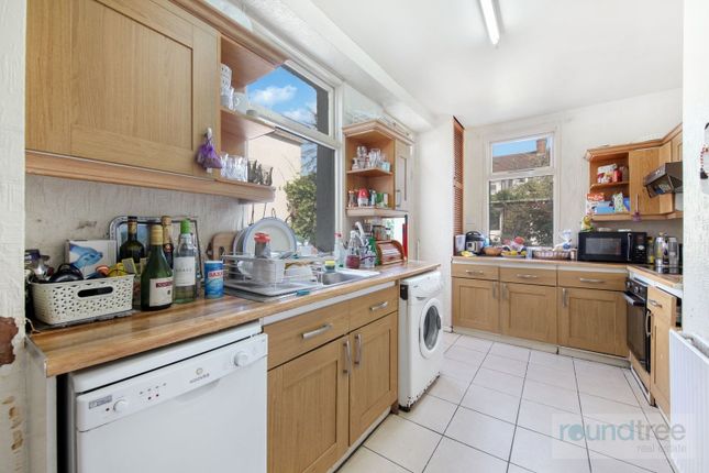 28a, Hamilton Road, London photo 3