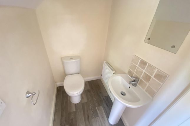 29, Monarch Road, Somerset photo 2