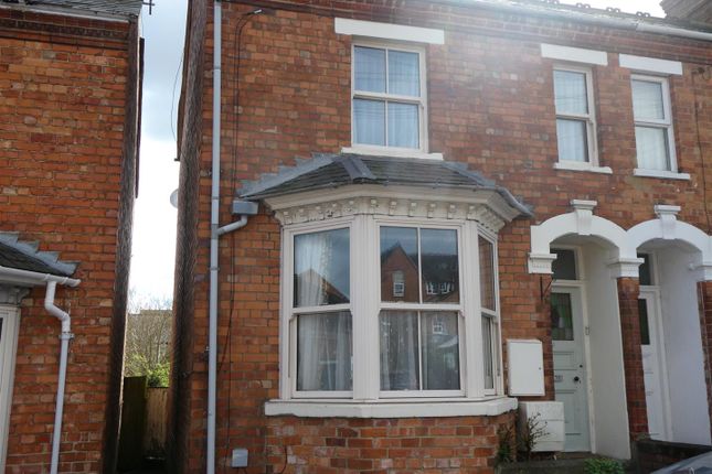 Thumbnail Terraced house to rent in Grosvenor Road, Banbury