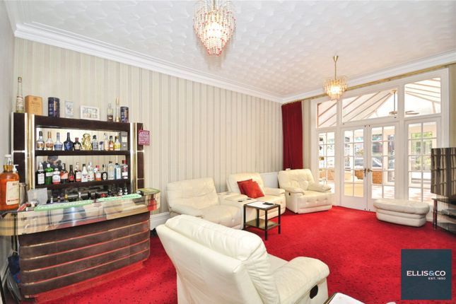 29, Church Crescent, Finchley photo 4