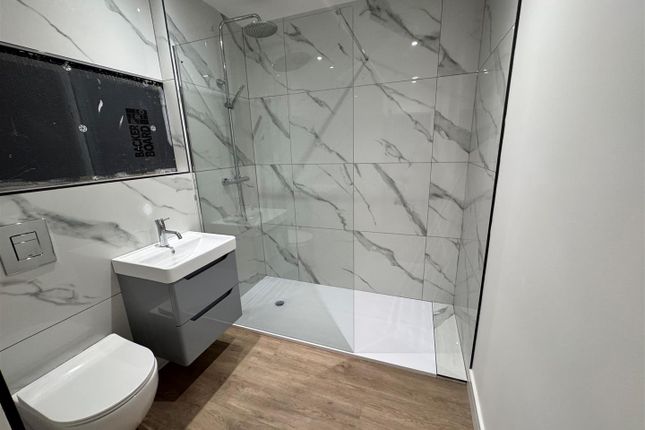 Flat 8, Greenswood Mews, Greenswood Road, Brixham photo 5