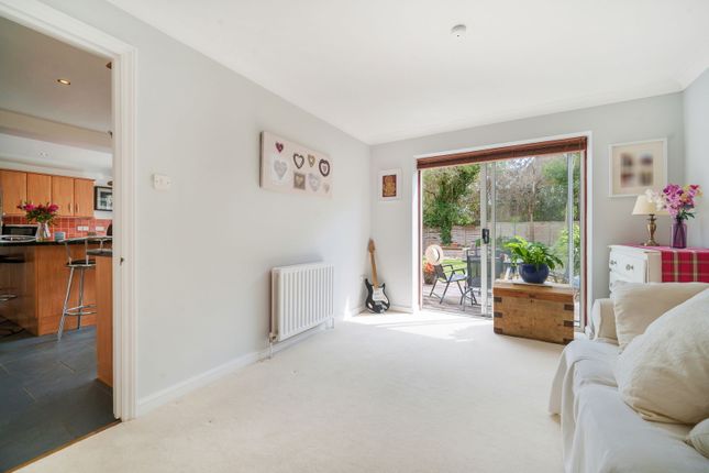 9, Fontwell Close, Arundel photo 4
