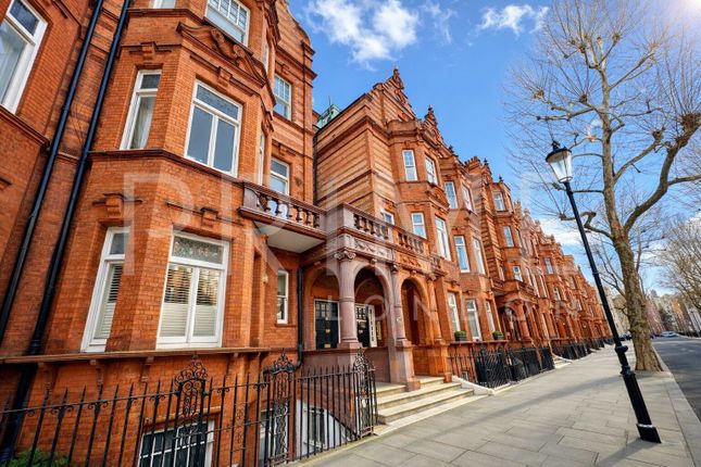 24 Sloane Gardens, Sloane Square photo 4