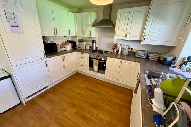 67, Dunstable photo 5