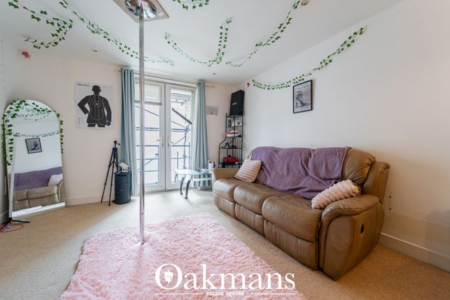 APARTMENT 119, BIRMINGHAM photo 3