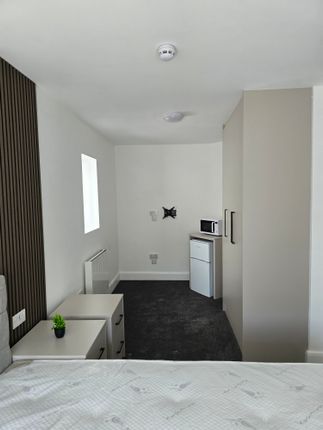 87, Pinner View, North Harrow photo 4
