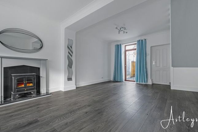 24 Greenway Road, Neath photo 4