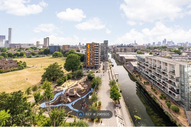 Flat, Wimhurst Court Upper North St, London photo 3