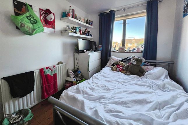 Room 1, 75, Eltham Road, West Bridgford photo 2