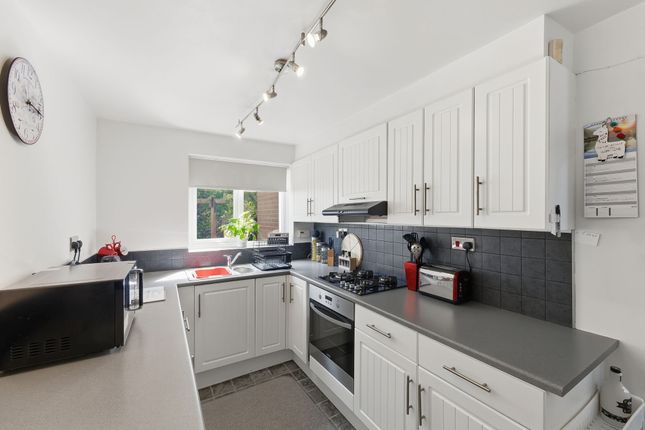 18 Pasture Close, Worksop photo 2