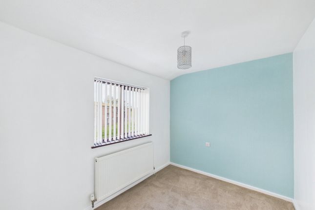 38, Runswick Avenue, Whitby photo 4