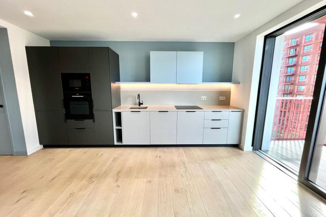 608 Purcell Apartments, 57 Chandlers Avenue, London photo 4