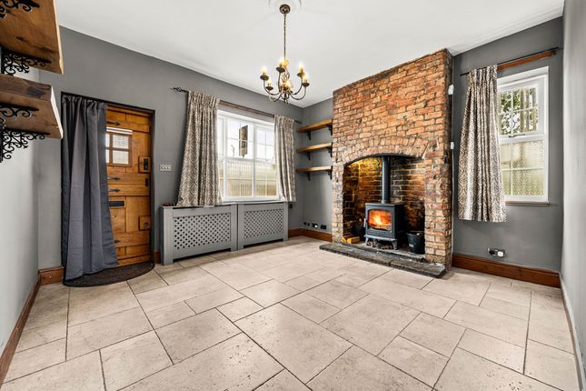 4, Garden Terrace, Marple photo 4