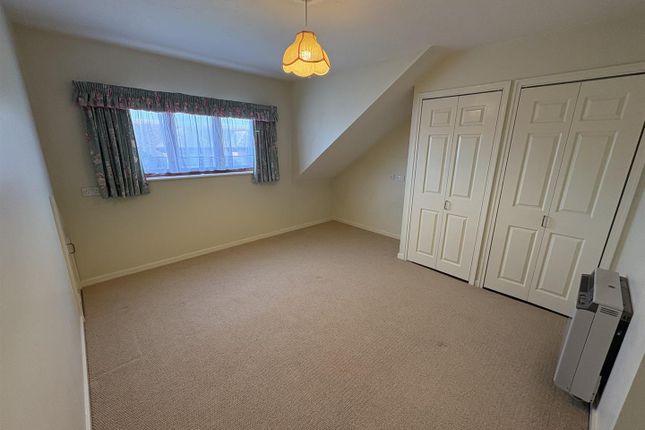 8, Brinkcliffe Gardens, Sandown photo 5