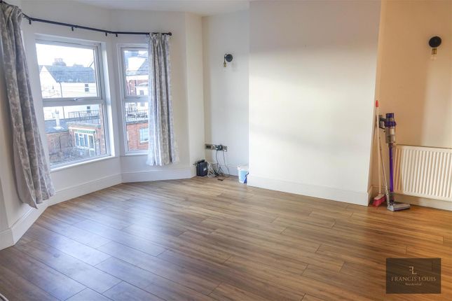 Flat to rent in Polsloe Road, Exeter