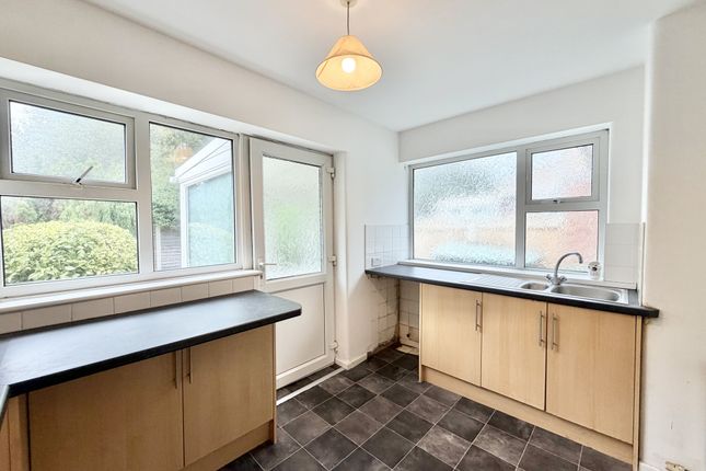 20, Hexham Avenue, Cleveleys photo 4