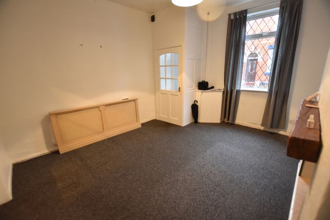 23, Beauchamp Street, Ashton-under-Lyne photo 3
